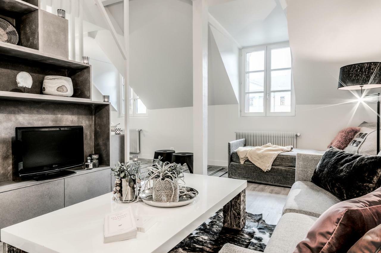 La Gloriette Apartment อานซี ภายนอก รูปภาพ